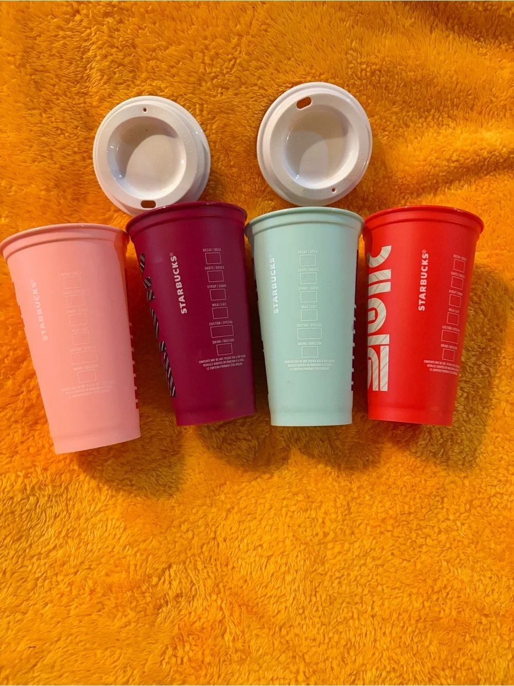 Set of 4 Reusable Starbucks  Patterned Cups